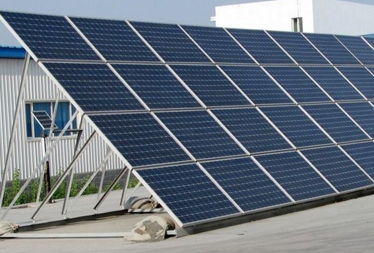 光伏背板是什么材料，背板在光伏組件中的比重