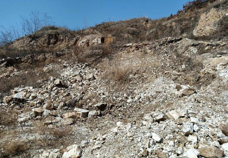 光伏硅料是什么礦石，光伏硅料與石英石的區(qū)別