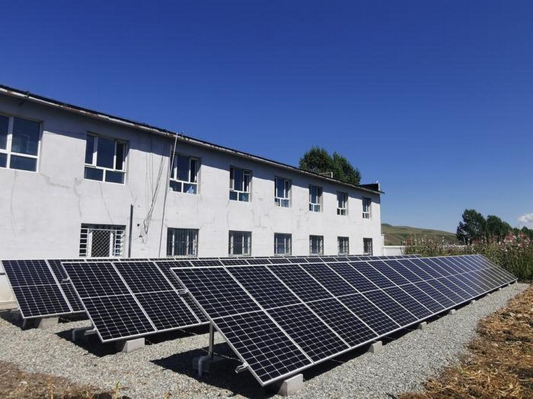 多晶硅鑄錠爐是用途是什么，什么叫多晶硅鑄錠切片