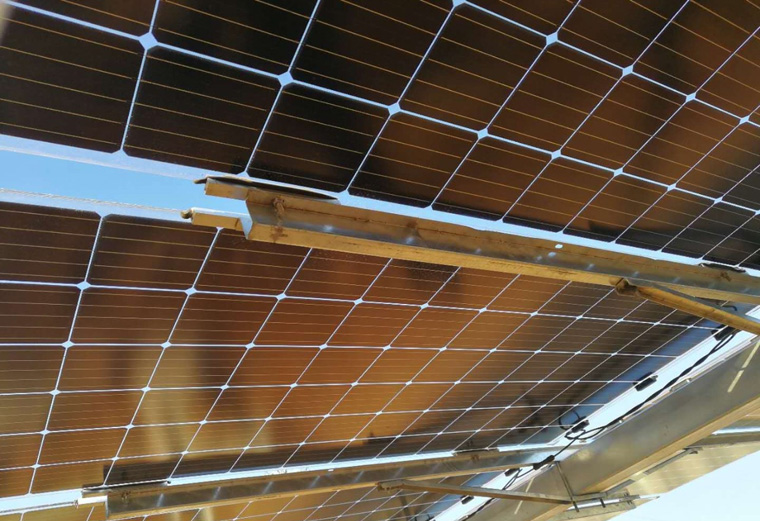 光伏板雙玻雙面優(yōu)缺點(diǎn)，光伏組件雙面率是什么